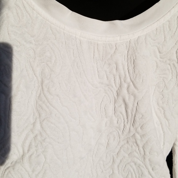 White Textured Banana Republic Top - Picture 3 of 3